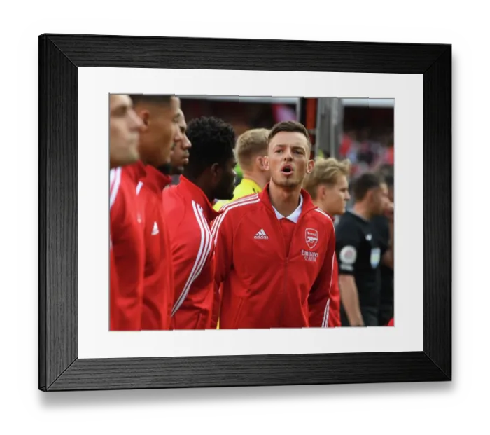 Framed Print : Arsenal's Ben White Prepares for Arsenal vs. Liverpool Showdown in the 2022-23 Premier League
