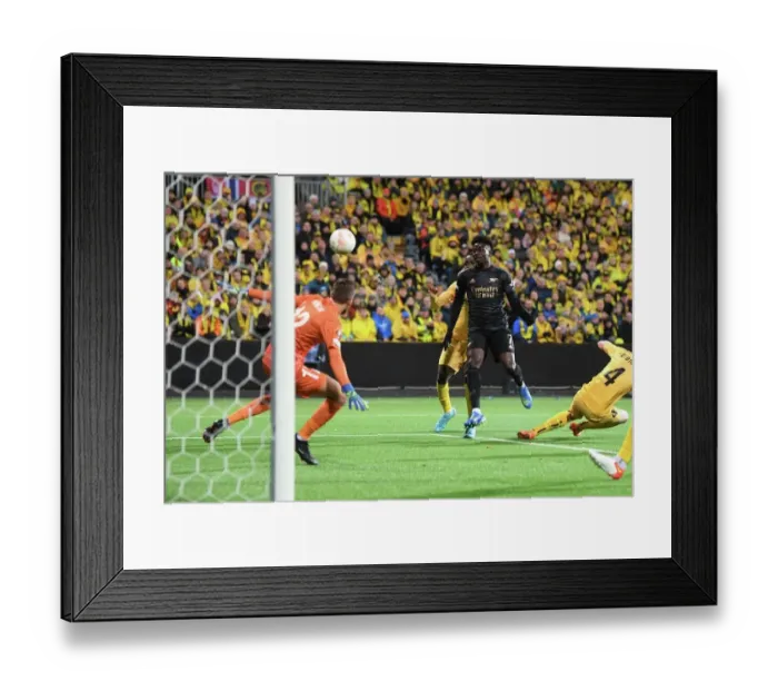 Framed Print : Bukayo Saka Scores the Winner: Arsenal Tops Bodø / Glimt in Europa League