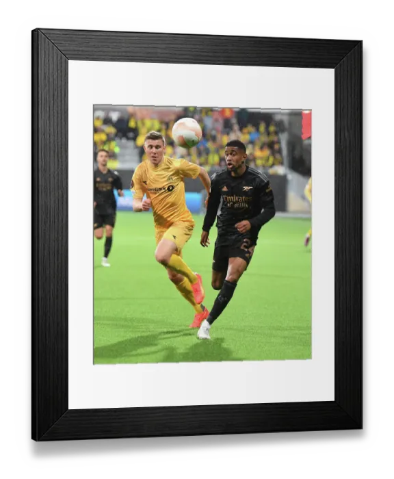 Framed Print : Arsenal's Reiss Nelson in Action against Bodø / Glimt in UEFA Europa League Group A (2022-23) Framed Print : Arsenal's Reiss Nelson in Action against Bodø / Glimt in UEFA Europa League Group A (2022-23)