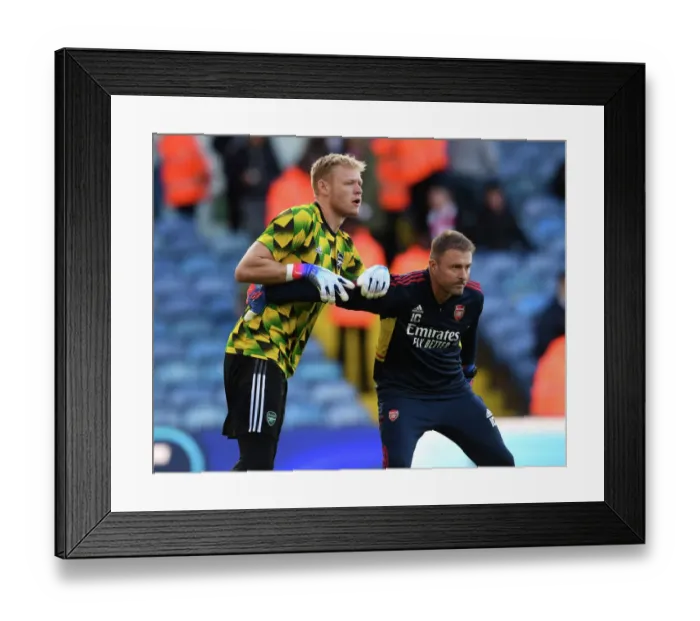 Framed Print : Gabriel Martinelli: Arsenal Forward's Intense Warm-Up Ahead of Leeds United Clash in Premier League 2022-23