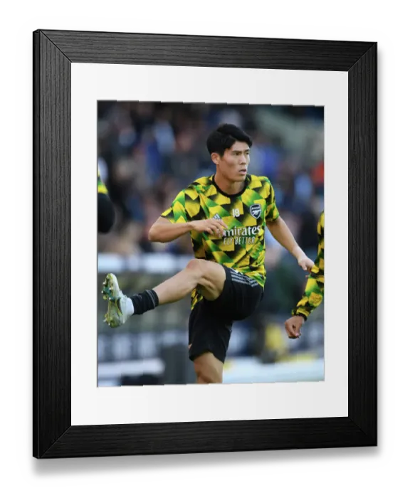 Framed Print : Arsenal's Tomiyasu Warms Up Ahead of Leeds United Clash - Premier League 2022-23 Framed Print : Arsenal's Tomiyasu Warms Up Ahead of Leeds United Clash - Premier League 2022-23