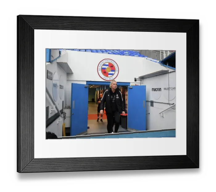 Framed Print : Stina Blackstenius Gears Up: Arsenal Women vs. Reading FC (FA WSL, 2022-23) Framed Print : Stina Blackstenius Gears Up: Arsenal Women vs. Reading FC (FA WSL, 2022-23)
