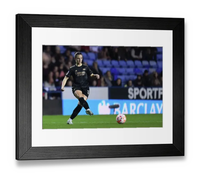 Framed Print : Arsenal's Lotte Wubben-Moy in Action against Reading in FA WSL Match Framed Print : Arsenal's Lotte Wubben-Moy in Action against Reading in FA WSL Match