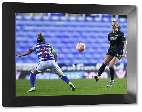 FA WSL Showdown: Arsenal Women vs. Reading at Reading Stadium