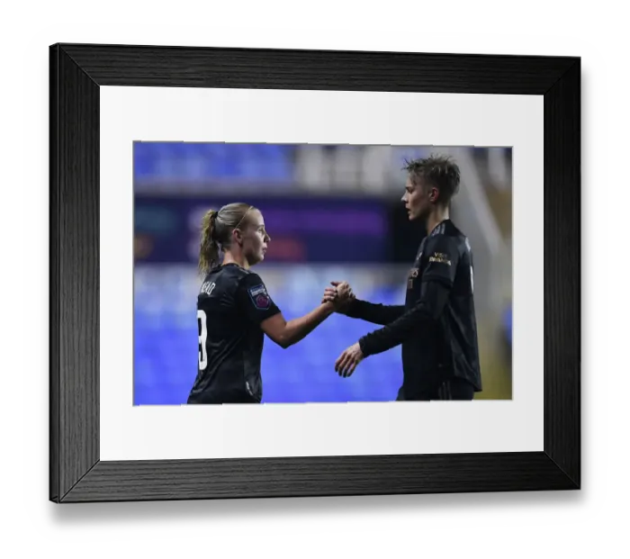 Framed Print : Arsenal Women vs. Reading: Beth Mead and Lina Hurtig in Action, FA Womens Super League 2022-23