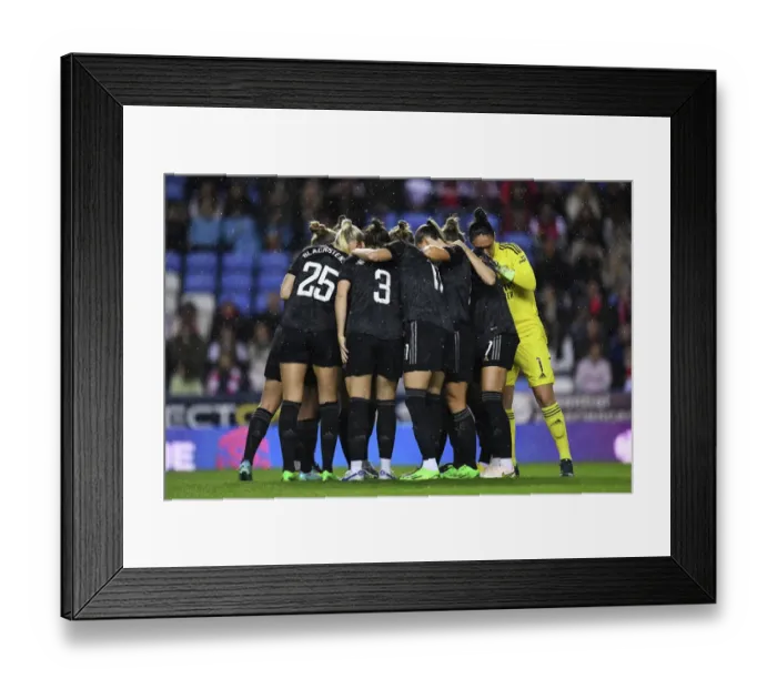 Framed Print : Arsenal Women's Team Huddle Before Kick-off Against Reading in FA WSL Framed Print : Arsenal Women's Team Huddle Before Kick-off Against Reading in FA WSL