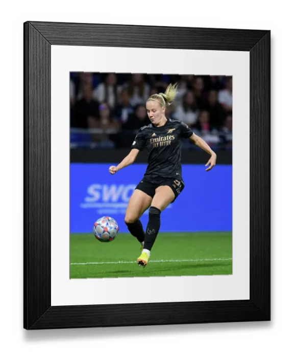 Framed Print : Champions League Showdown: Beth Mead Shines in Olympique Lyonnais vs. Arsenal Women Clash
