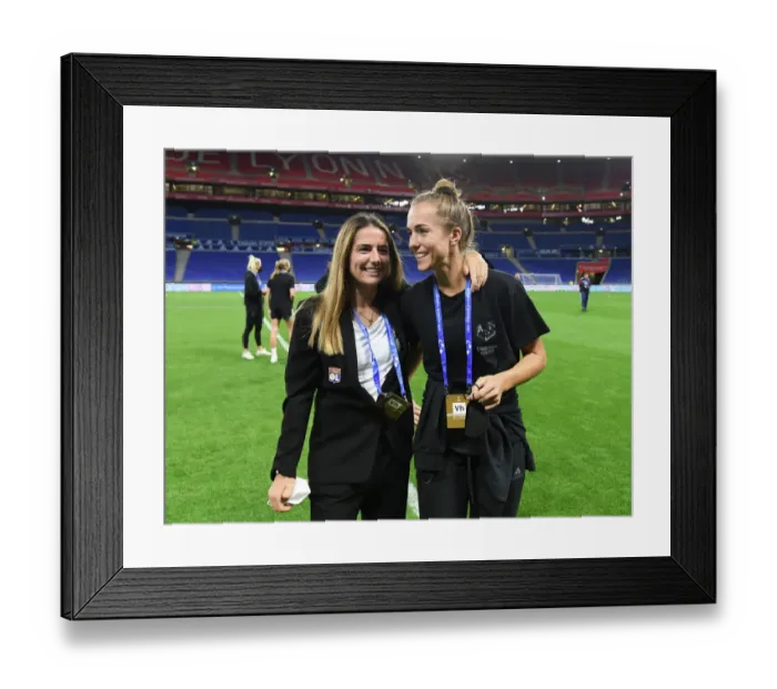 Framed Print : Olympique Lyonnais vs. Arsenal WFC: Group C - UEFA Women's Champions League Showdown Framed Print : Olympique Lyonnais vs. Arsenal WFC: Group C - UEFA Women's Champions League Showdown