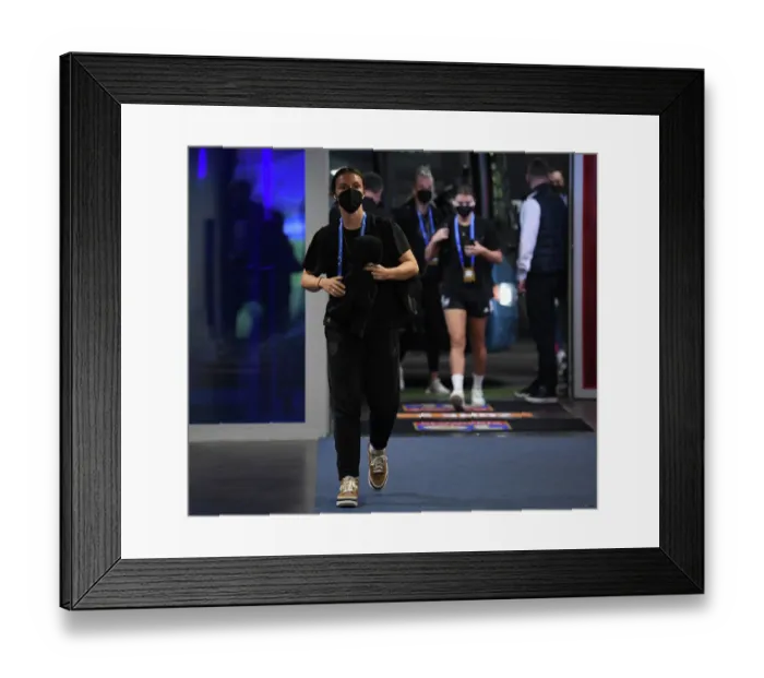 Framed Print : Arsenal WFC vs. Olympique Lyonnais: A UEFA Women's Champions League Battle in Lyon