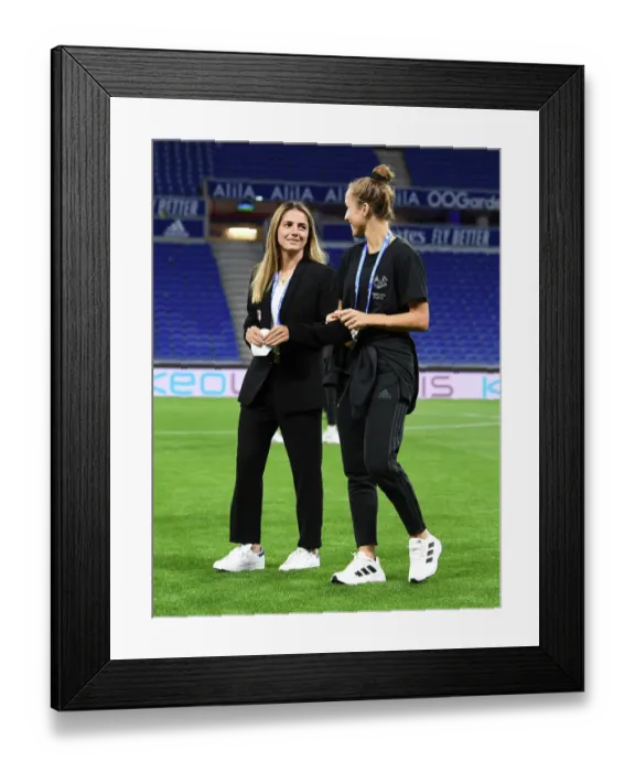 Framed Print : Arsenal WFC vs. Olympique Lyonnais: A Battle in the UEFA Women's Champions League