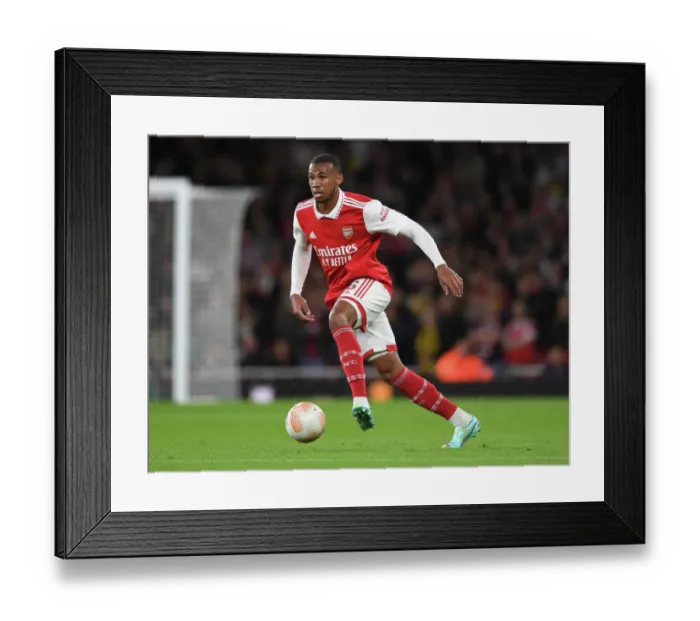 Framed Print : Arsenal vs PSV Eindhoven: Gabriel Magalhaes in Europa League Action at Emirates Stadium (2022-23)