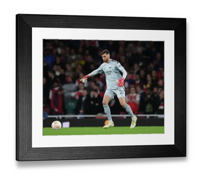 Framed Print : Arsenal vs PSV Eindhoven: Europa League Clash at Emirates Stadium