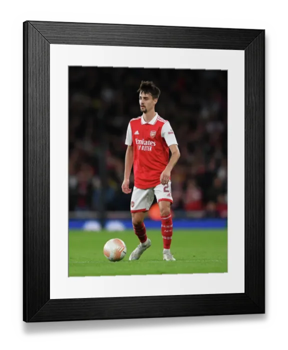 Framed Print : Fabio Vieira Shines: Arsenal vs PSV Eindhoven - UEFA Europa League 2022-23 Framed Print : Fabio Vieira Shines: Arsenal vs PSV Eindhoven - UEFA Europa League 2022-23