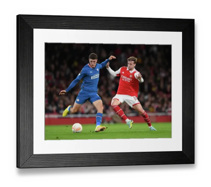 Framed Print : Arsenal vs PSV Eindhoven: Europa League Clash at Emirates Stadium