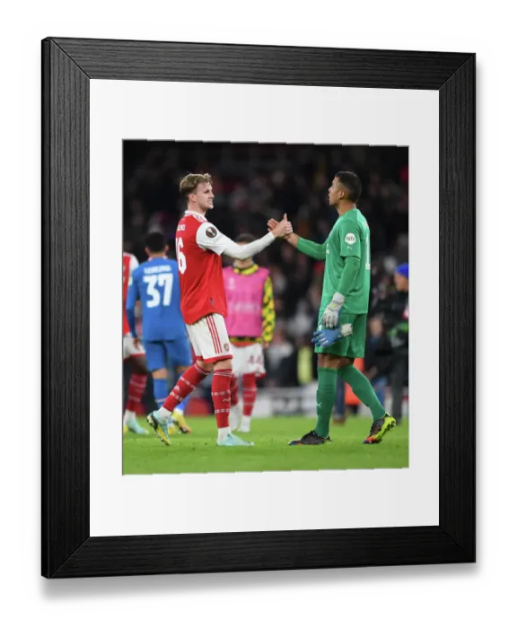 Framed Print : Arsenal vs PSV Eindhoven: Rob Holding's Handshake After UEFA Europa League Clash (2022-23) Framed Print : Arsenal vs PSV Eindhoven: Rob Holding's Handshake After UEFA Europa League Clash (2022-23)