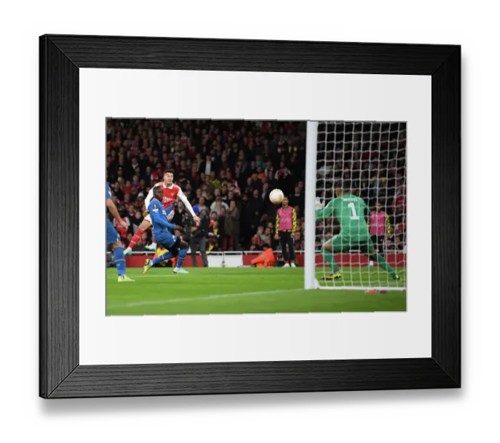 Framed Print : Arsenal vs PSV Eindhoven: Martinelli Goes for Glory in Europa League Clash