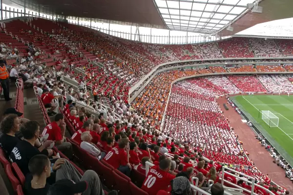 Emirates Stadium, fans in the south end