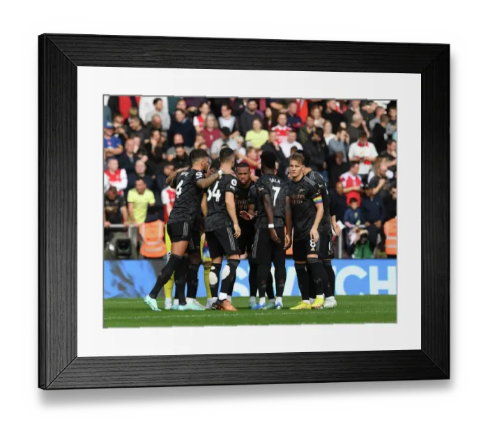 Framed Print : Arsenal's Martin Odegaard Leads Team Huddle Before Southampton Clash - Premier League 2022-23