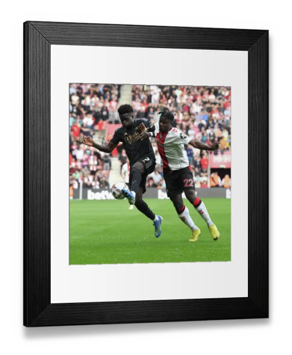 Framed Print : Saka Under Pressure: Southampton vs. Arsenal, Premier League 2022-23 Framed Print : Saka Under Pressure: Southampton vs. Arsenal, Premier League 2022-23