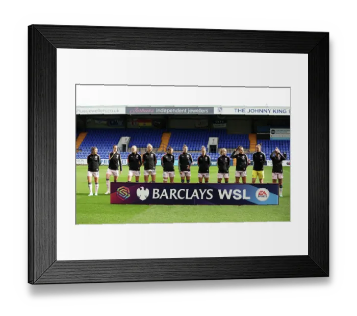 Framed Print : Arsenal Women Take on Liverpool in FA Womens Super League Showdown