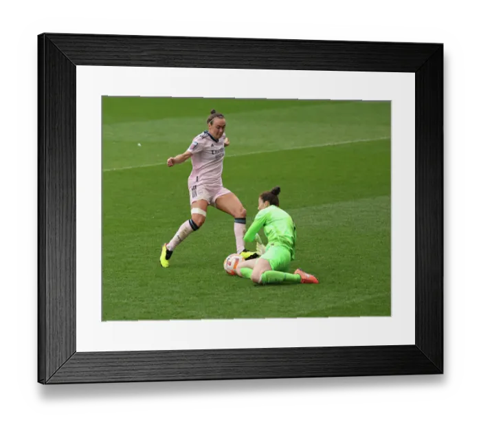 Framed Print : Arsenal's Caitlin Foord Thwarts Liverpool's Rachael Laws: FA WSL Showdown