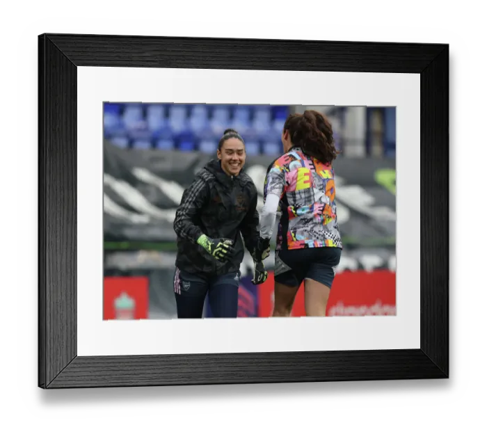 Framed Print : Manuela Zinsberger: Arsenal's Star Goalkeeper Readies for FA WSL Showdown Against Liverpool