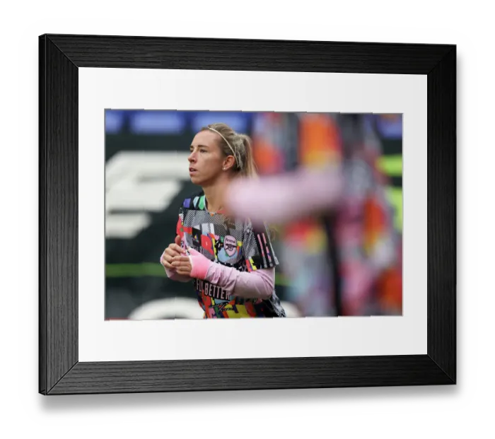 Framed Print : Jordan Nobbs Gears Up for Arsenal's FA WSL Showdown Against Liverpool