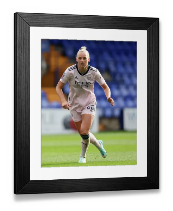 Framed Print : Arsenal vs. Liverpool: Barclays Women's Super League Showdown