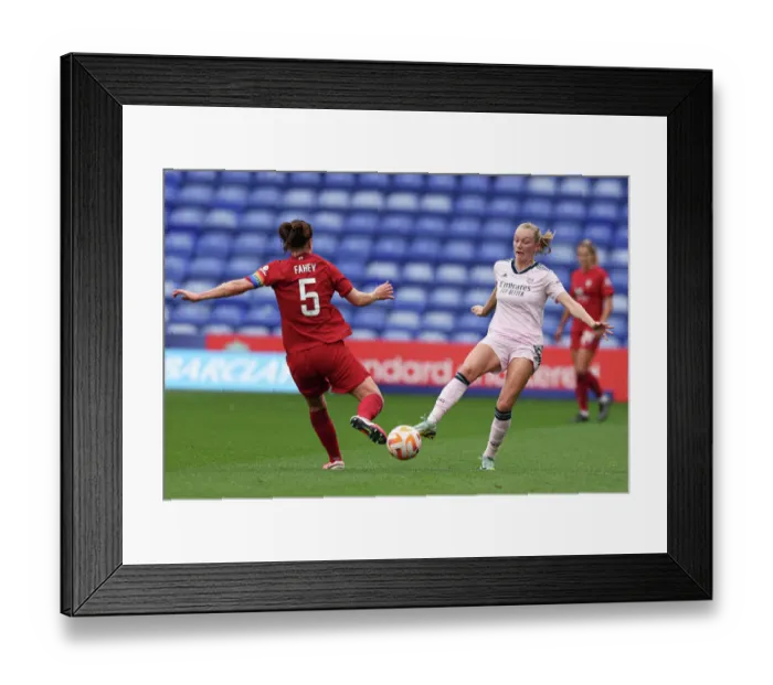 Framed Print : Arsenal vs. Liverpool: A FA Women's Super League Battle