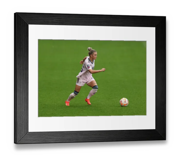 Framed Print : Arsenal vs. Liverpool: FA Womens Super League Clash at Prenton Park