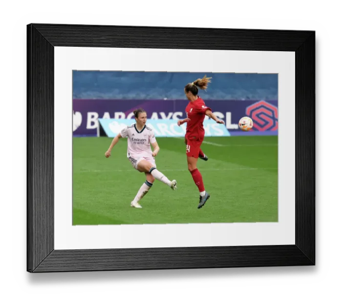 Framed Print : Arsenal's Lotte Wubben-Moy in Action: FA WSL Showdown - Arsenal vs Liverpool