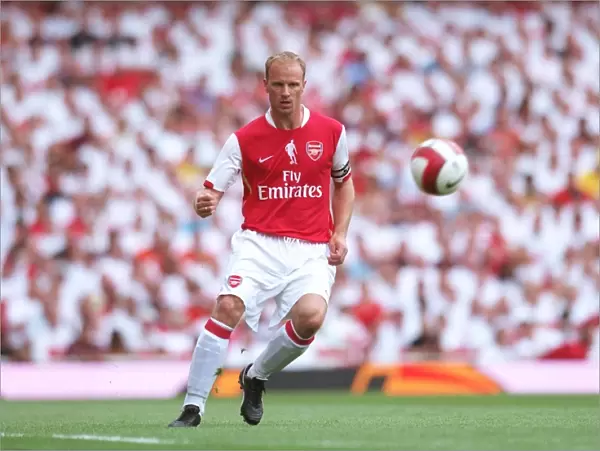Dennis Bergkamp's Emirates Farewell: Arsenal vs. Ajax (2-1)