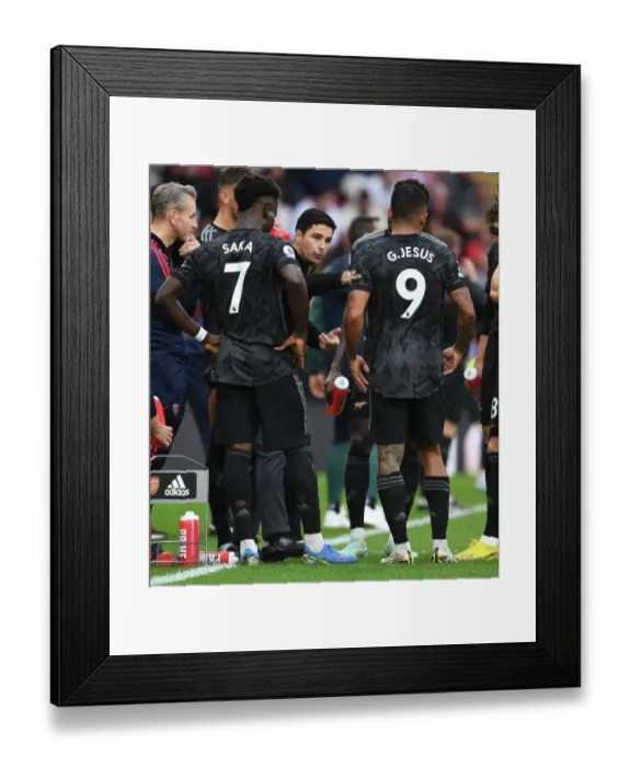 Framed Print : Arsenal Manager Mikel Arteta Rallies Team During Southampton vs Arsenal Premier League Match, 2022-23 Framed Print : Arsenal Manager Mikel Arteta Rallies Team During Southampton vs Arsenal Premier League Match, 2022-23