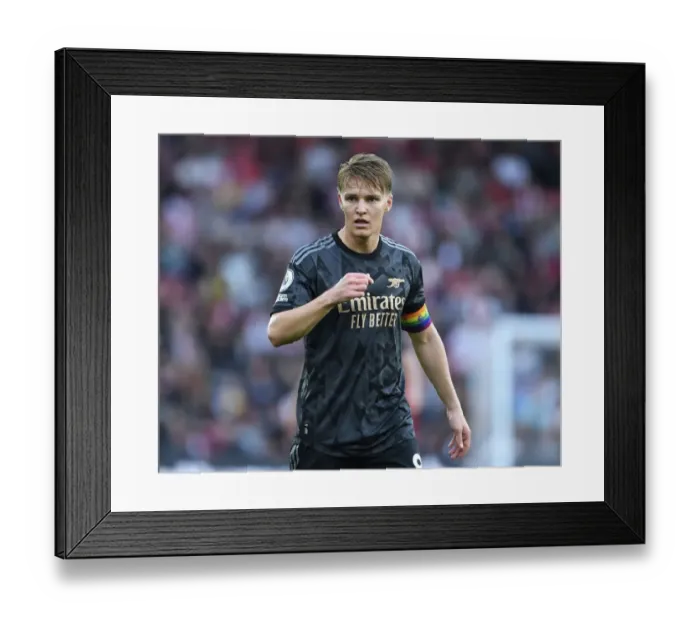 Framed Print : Martin Odegaard in Action: Southampton vs Arsenal, Premier League 2022-23