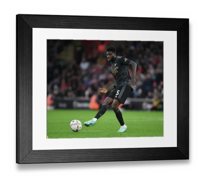 Framed Print : Thomas Partey in Action: Arsenal vs Southampton, Premier League 2022-23