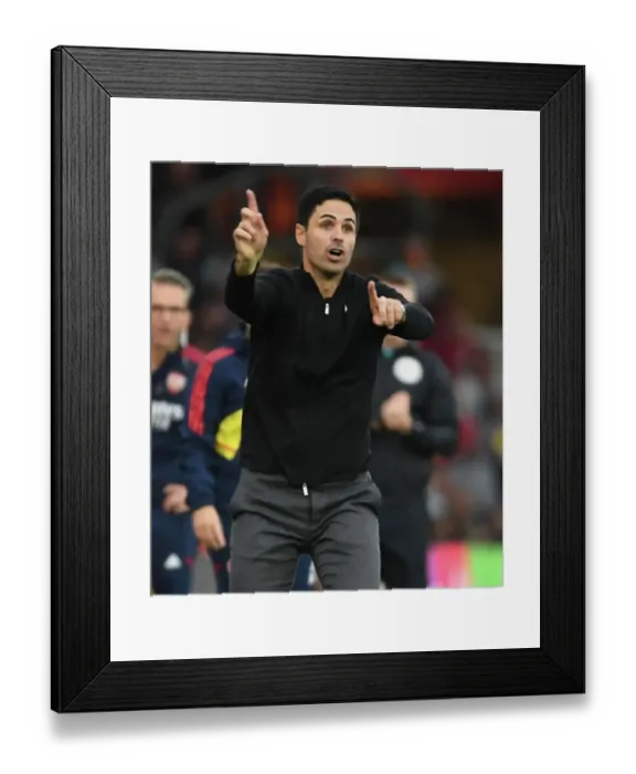Framed Print : Mikel Arteta Leads Arsenal in Premier League Battle against Southampton (2022-23) Framed Print : Mikel Arteta Leads Arsenal in Premier League Battle against Southampton (2022-23)