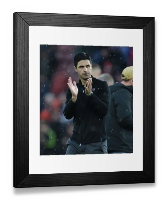 Framed Print : Arsenal Manager Mikel Arteta Applauds Fans after Southampton Victory, 2022-23 Premier League Framed Print : Arsenal Manager Mikel Arteta Applauds Fans after Southampton Victory, 2022-23 Premier League