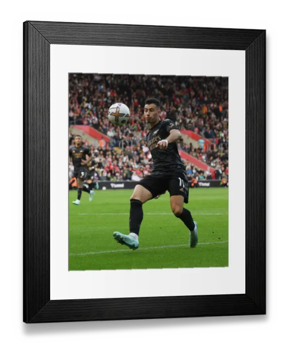 Framed Print : Martinelli in Action: Southampton vs. Arsenal, Premier League 2022-23 Framed Print : Martinelli in Action: Southampton vs. Arsenal, Premier League 2022-23