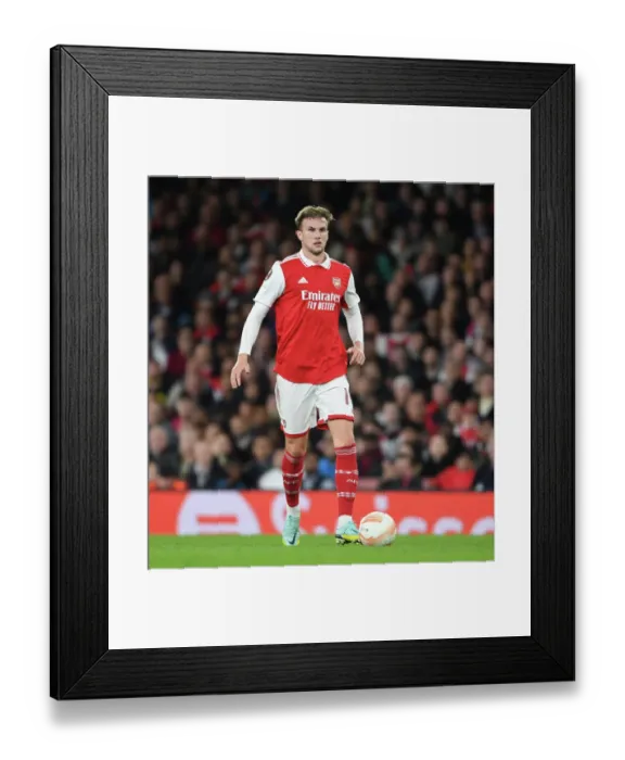Framed Print : Arsenal vs PSV Eindhoven: Europa League Clash at Emirates Stadium