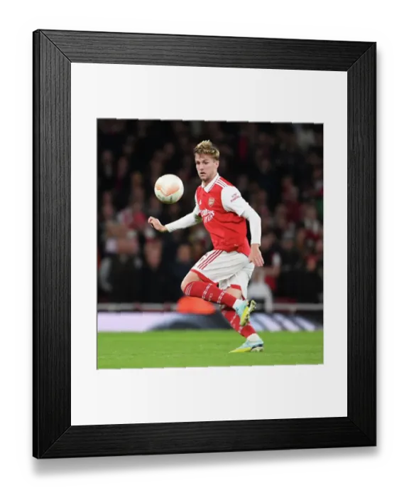 Framed Print : Arsenal vs PSV Eindhoven: Europa League Clash at Emirates Stadium