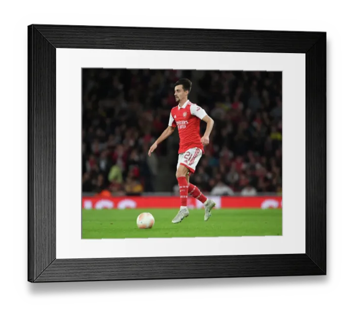 Framed Print : Fabio Vieira's Brilliant Performance: Arsenal Triumphs over PSV Eindhoven in Europa League 2022-23 Framed Print : Fabio Vieira's Brilliant Performance: Arsenal Triumphs over PSV Eindhoven in Europa League 2022-23