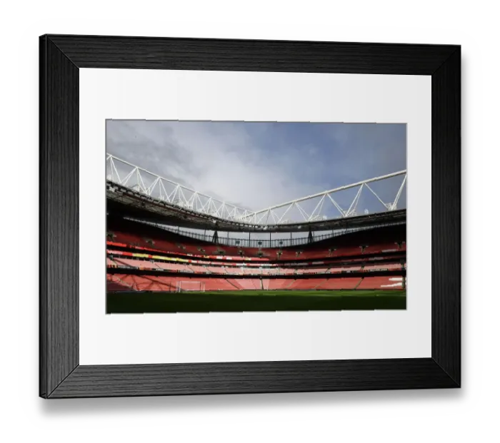 Framed Print : Arsenal vs PSV Eindhoven: Europa League Showdown at Emirates Stadium