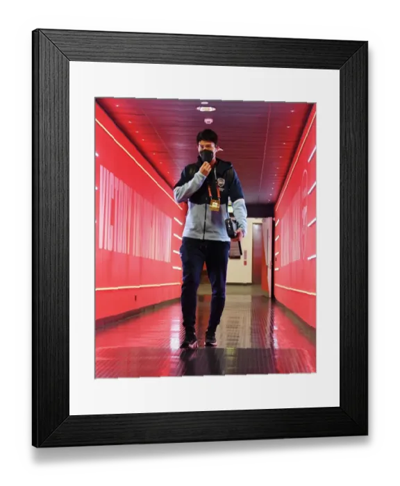 Framed Print : Arsenal vs PSV Eindhoven: Tomiyasu Ready for Europa League Battle at Emirates Stadium