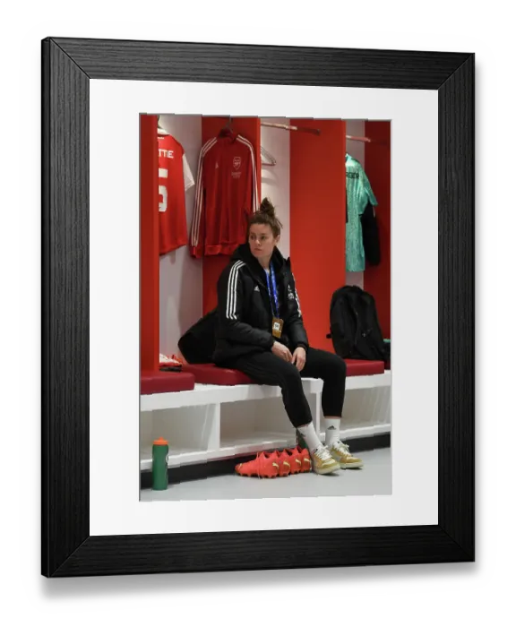 Framed Print : Arsenal Women Prepare for UEFA Champions League Battle Against FC Zurich