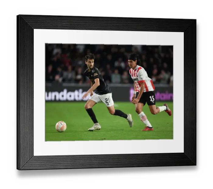 Framed Print : Fabio Vieira's Masterful Outmaneuver: Arsenal's Game-Changing Moment vs PSV in Europa League (2022-23)