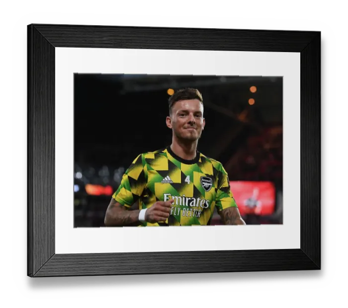 Framed Print : Arsenal's Ben White Stands Firm in Europa League Clash against PSV Eindhoven (2022-23)