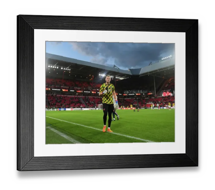Framed Print : Arsenal's Aaron Ramsdale Ready for PSV Eindhoven Showdown in Europa League Framed Print : Arsenal's Aaron Ramsdale Ready for PSV Eindhoven Showdown in Europa League
