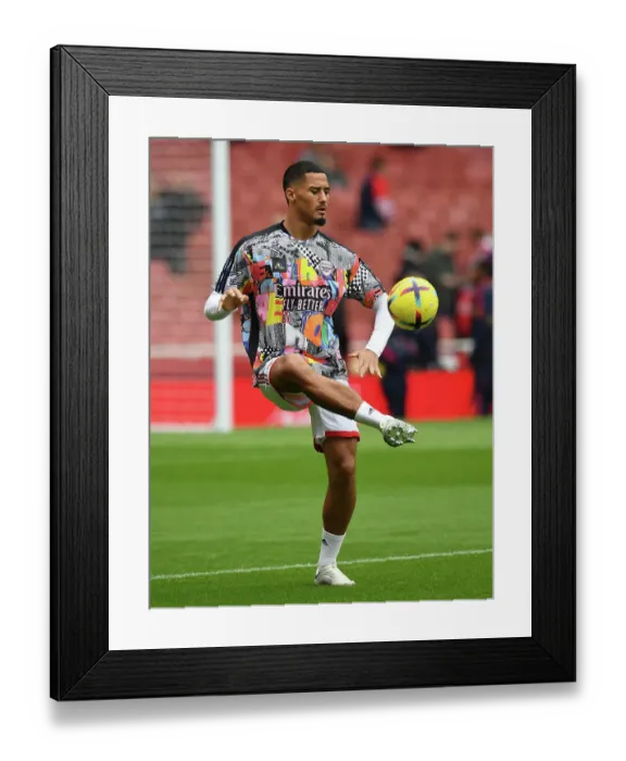 Framed Print : Arsenal vs Nottingham Forest: Premier League Showdown at Emirates Stadium (2022-23)