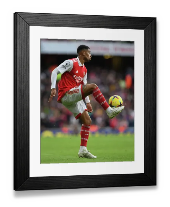 Framed Print : Arsenal vs. Nottingham Forest: Reiss Nelson in Action at the Emirates Stadium (2022-23) Framed Print : Arsenal vs. Nottingham Forest: Reiss Nelson in Action at the Emirates Stadium (2022-23)