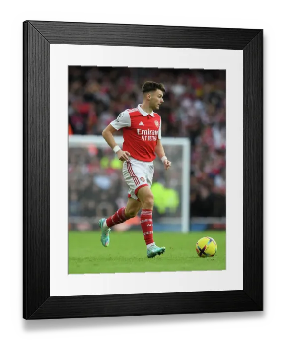 Framed Print : Arsenal's Kieran Tierney in Action: Arsenal vs. Nottingham Forest (2022-23)